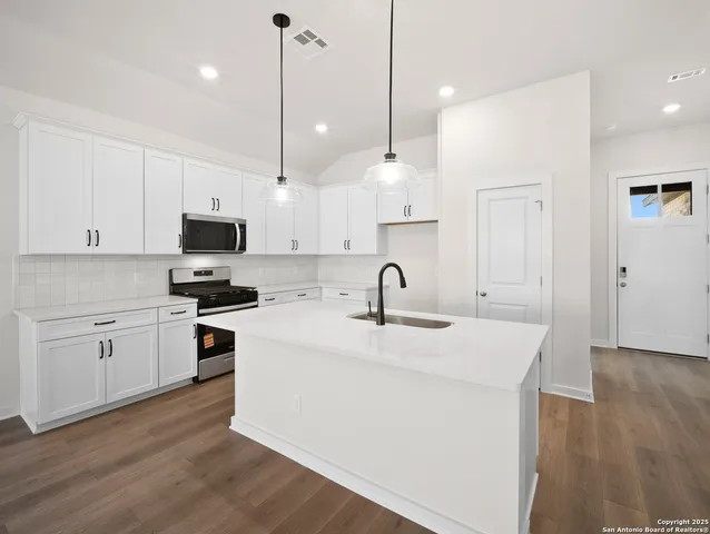 $349,555 | 13535 Valjean Avenue, San Antonio, TX 78253