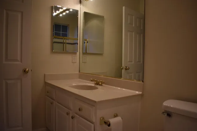 $6,300 | 4173 El Camino Real, Unit 24, Palo Alto, CA 94306