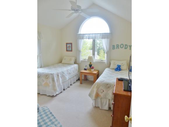 744 Fairbanks Turn Quechee, VT 05059 - Photo 16 of 24