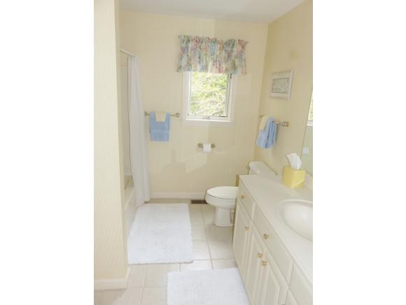 744 Fairbanks Turn Quechee, VT 05059 - Photo 17 of 24