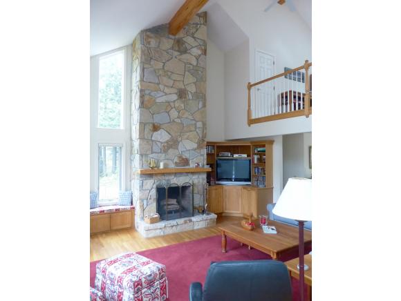 744 Fairbanks Turn Quechee, VT 05059 - Photo 4 of 24