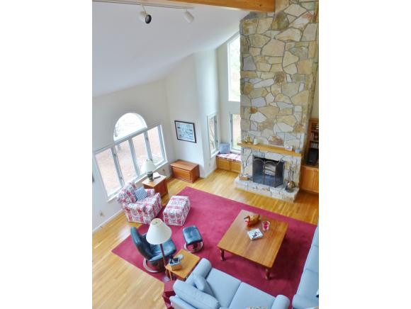 744 Fairbanks Turn Quechee, VT 05059 - Photo 6 of 24