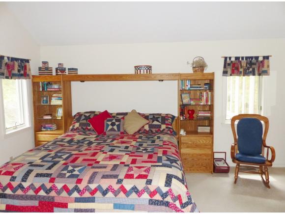 744 Fairbanks Turn Quechee, VT 05059 - Photo 9 of 24