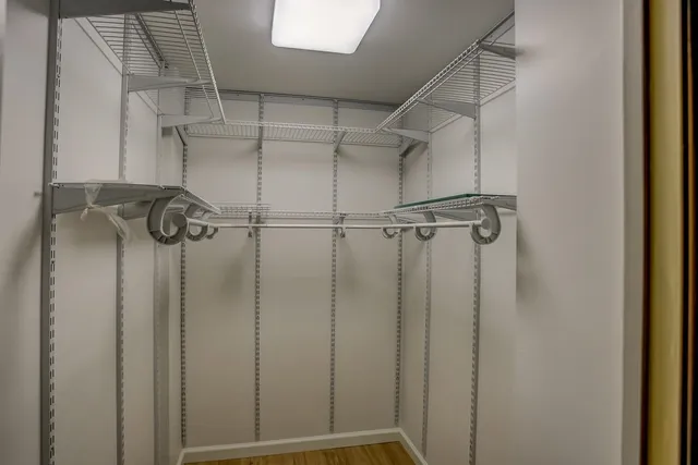 $165,000 | 475 North Highland Street, Unit 5B, Memphis, TN 38122