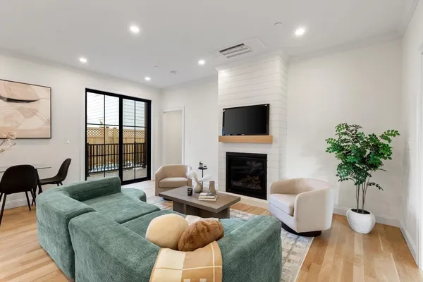 $1,275,000 | 27 Shepard Street, Unit 3, Boston, MA 02135