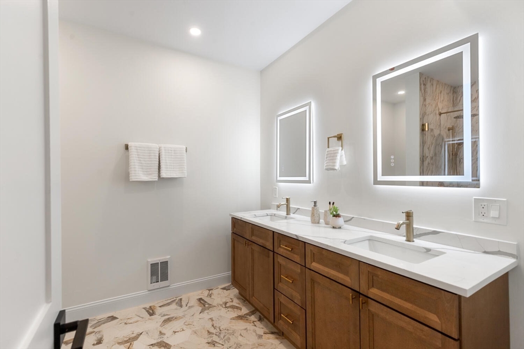 27 Shepard Street, Unit 3 Boston, MA 02135 - Photo 13 of 31