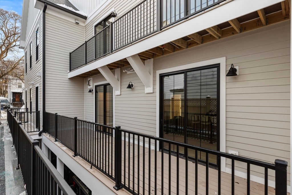 27 Shepard Street, Unit 3 Boston, MA 02135 - Photo 26 of 31