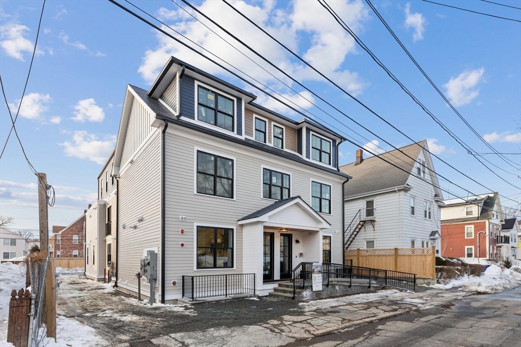 27 Shepard Street, Unit 3 Boston, MA 02135 - Photo 28 of 31