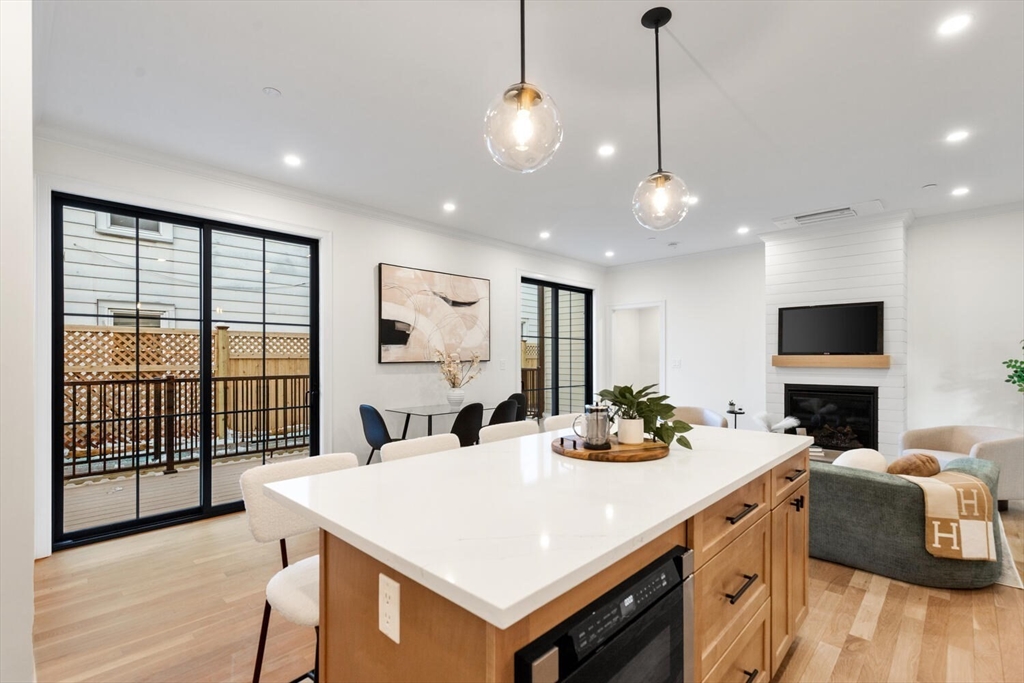 27 Shepard Street, Unit 3 Boston, MA 02135 - Photo 9 of 31