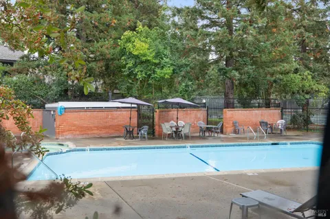 $589,900 | 602 Marylyn Circle, Petaluma, CA 94954