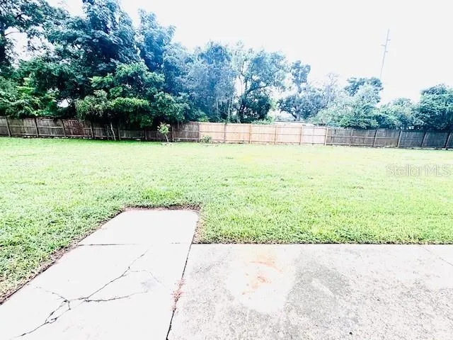 $2,695 | 3502 Bloomingdale Avenue, Valrico, FL 33596