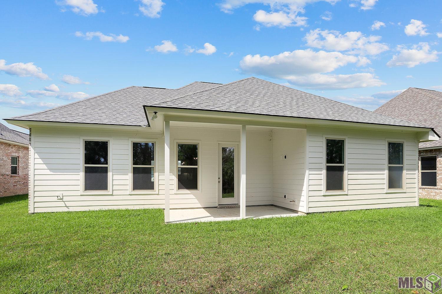 5102 Black River Road Darrow, LA 70725 - Photo 2 of 23 Gallery Image 2