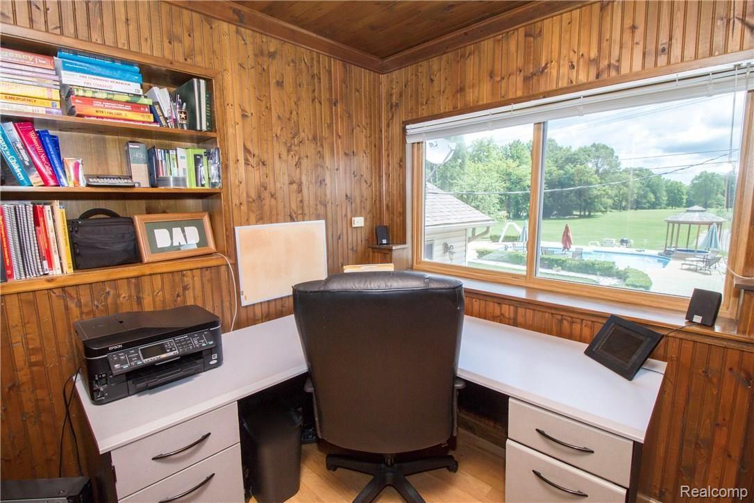 6108 Pine Knob Road Clarkston, MI 48348 - Photo 29 of 48 Office