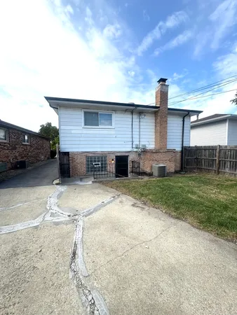 $195,000 | 283 Luella Avenue, Calumet City, IL 60409