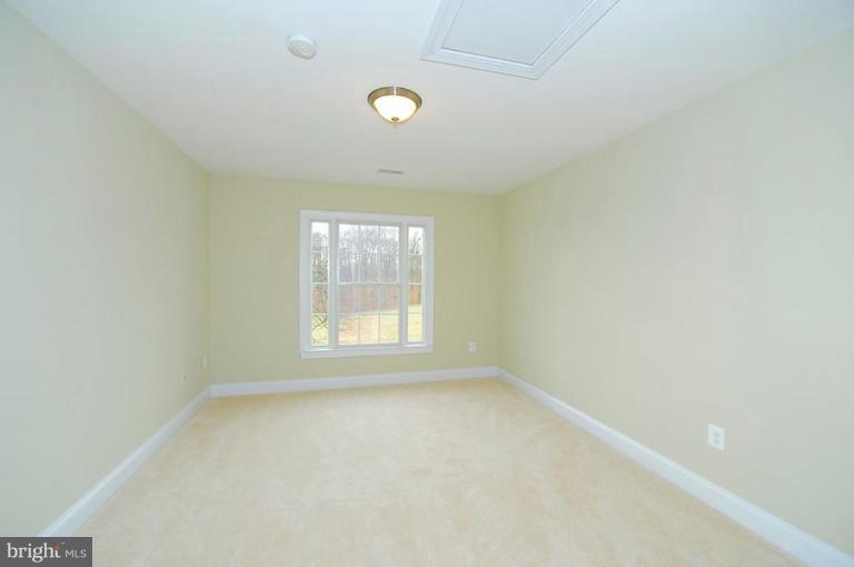 815 Coen Road Street, MD 21154 - Photo 14 of 21 Bedroom #4