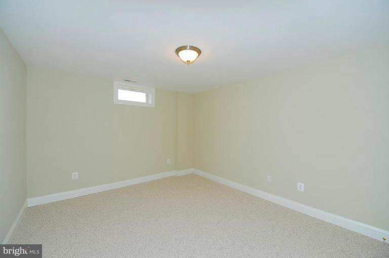 815 Coen Road Street, MD 21154 - Photo 10 of 21 Bedroom #1