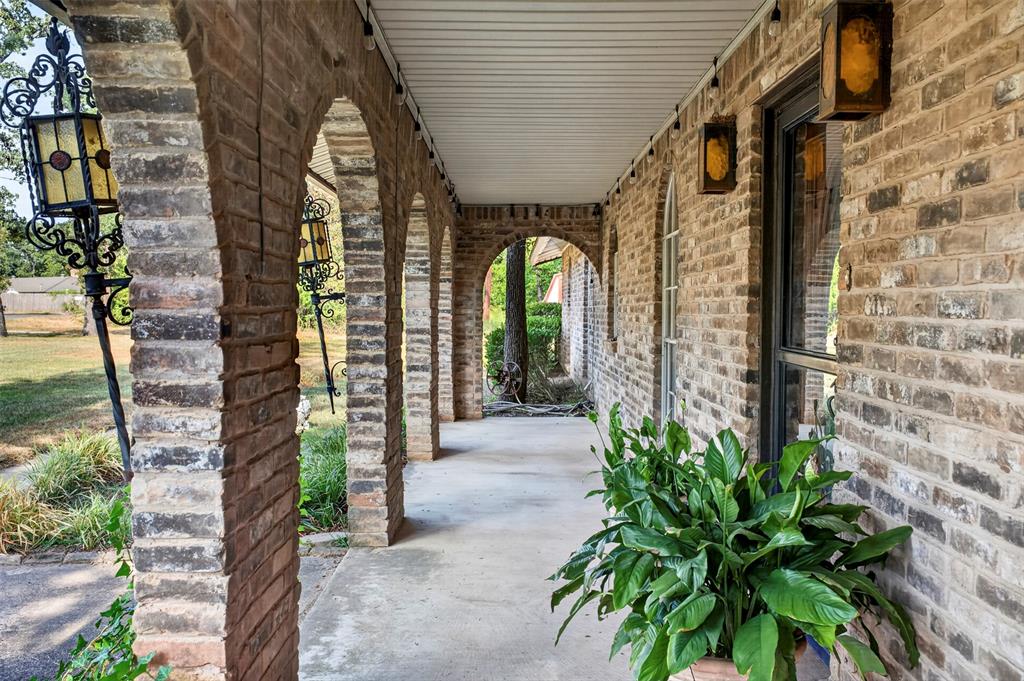 207 Ranch Road Krugerville, TX 76227 - Photo 6 of 39 Gallery Image 6