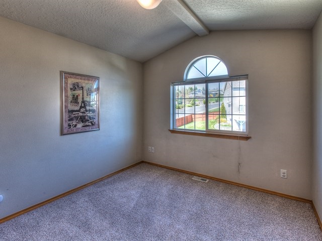 2807 South Chapman Road Greenacres, WA 99016 - Photo 14 of 20