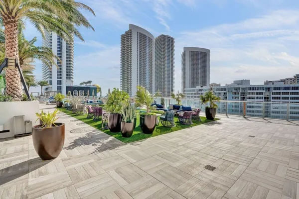 $12,999 | 4010 South Ocean Drive, Unit R1108, Hollywood, FL 33019