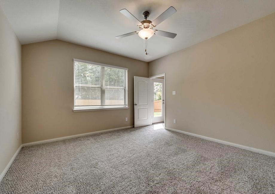 7600 Duck Bay Road Fort Worth, TX 76120 - Photo 4 of 12
