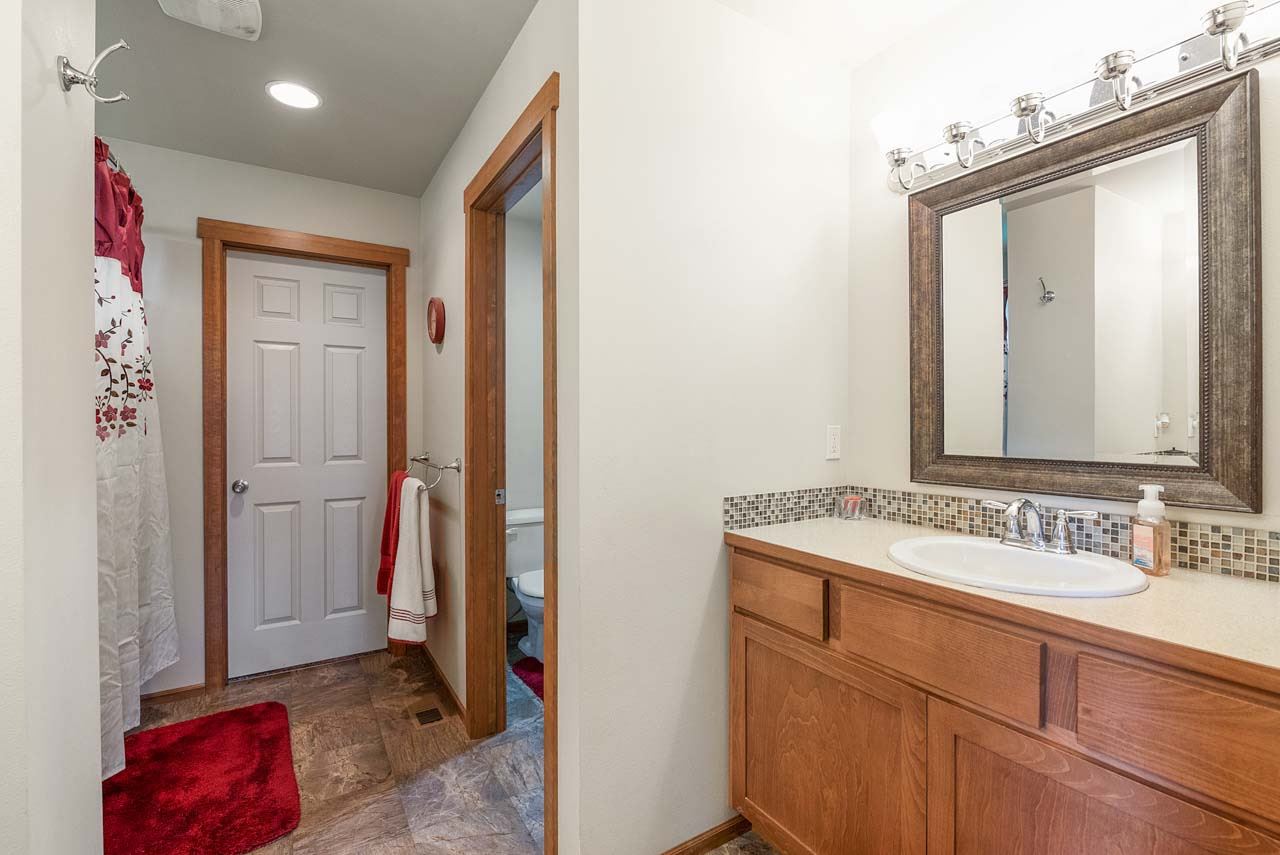 4108 West Gunthers Road Spokane, WA 99224 - Photo 8 of 20
