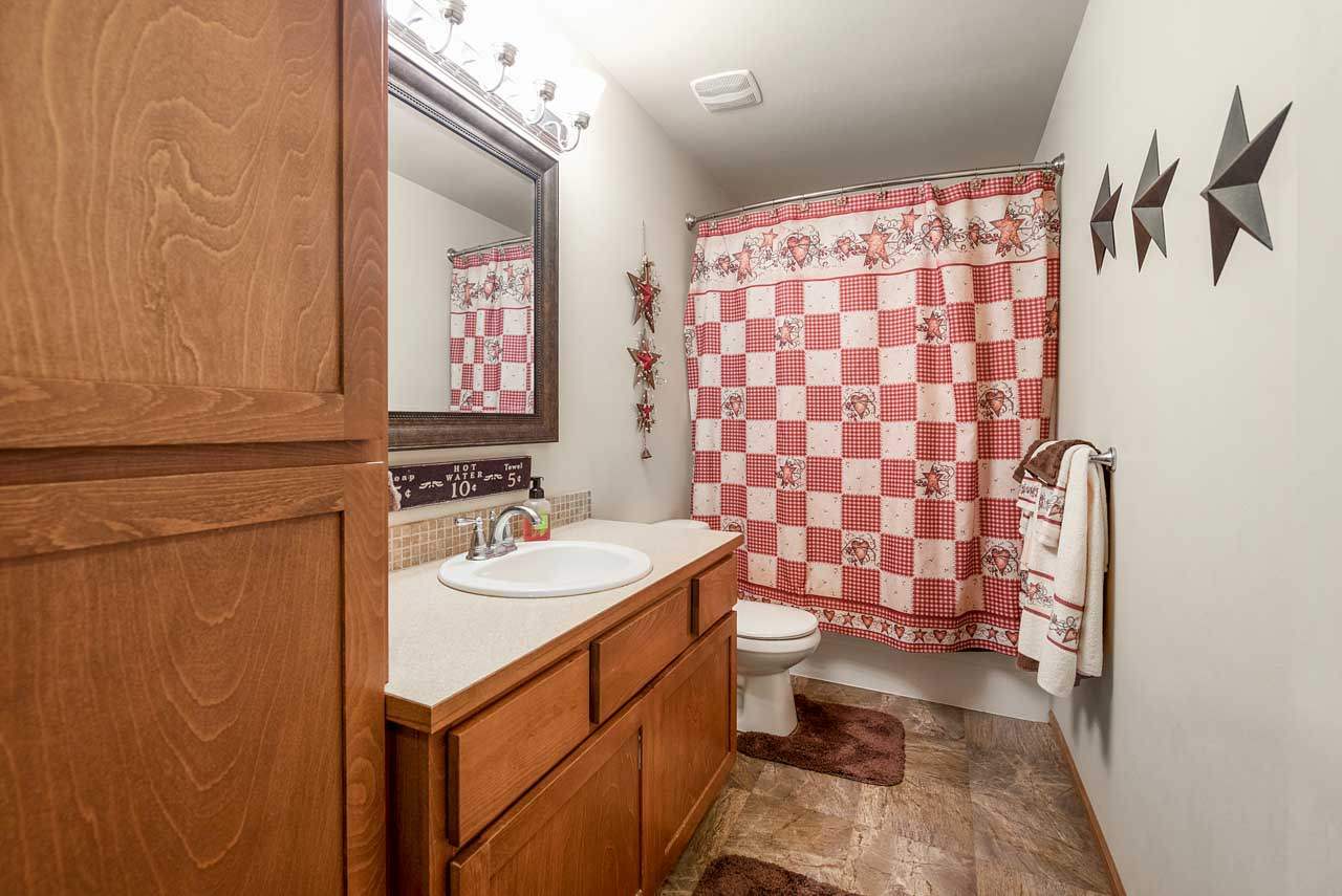 4108 West Gunthers Road Spokane, WA 99224 - Photo 9 of 20
