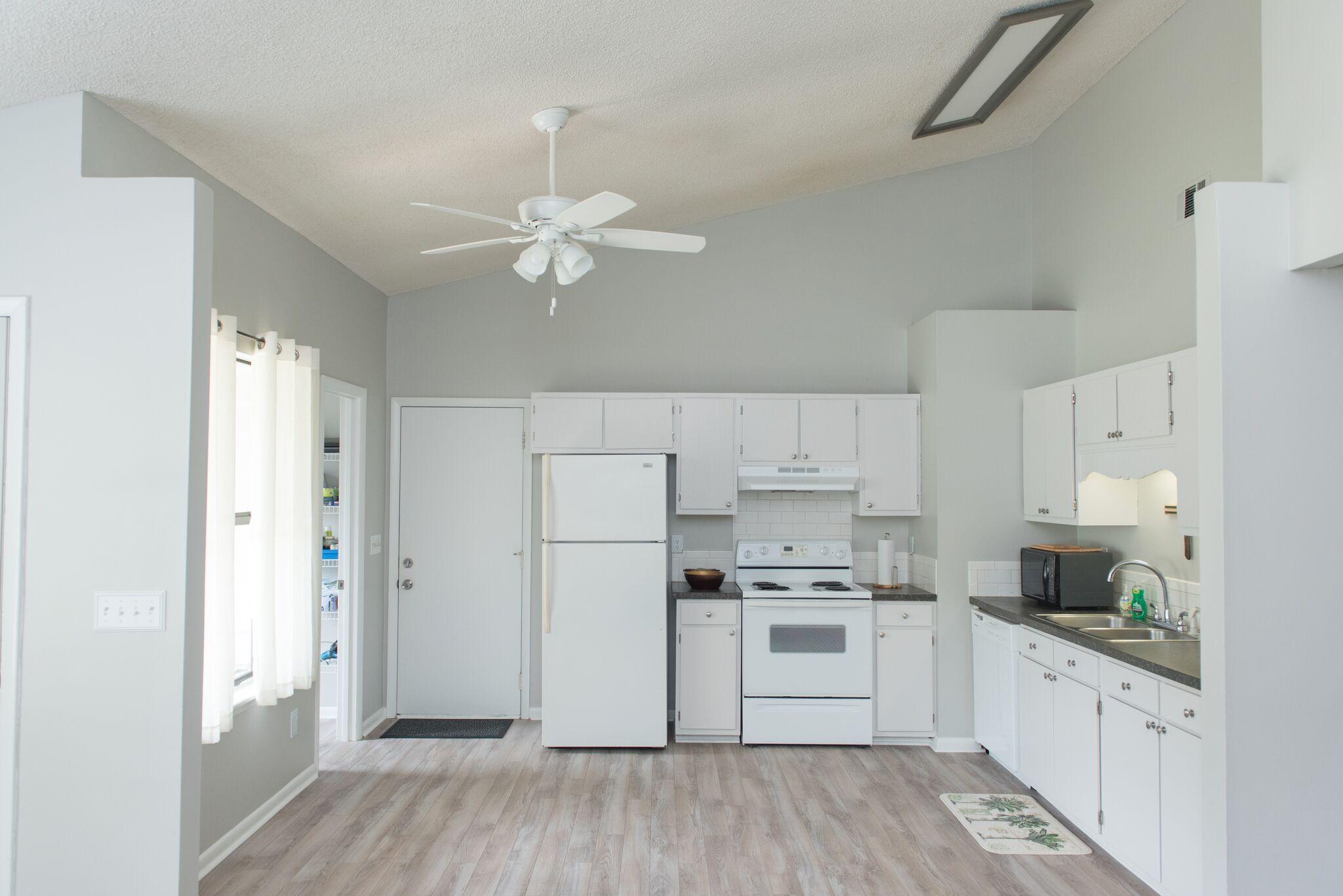 1184 Shoreham Road Charleston, SC 29412 - Photo 3 of 39 3