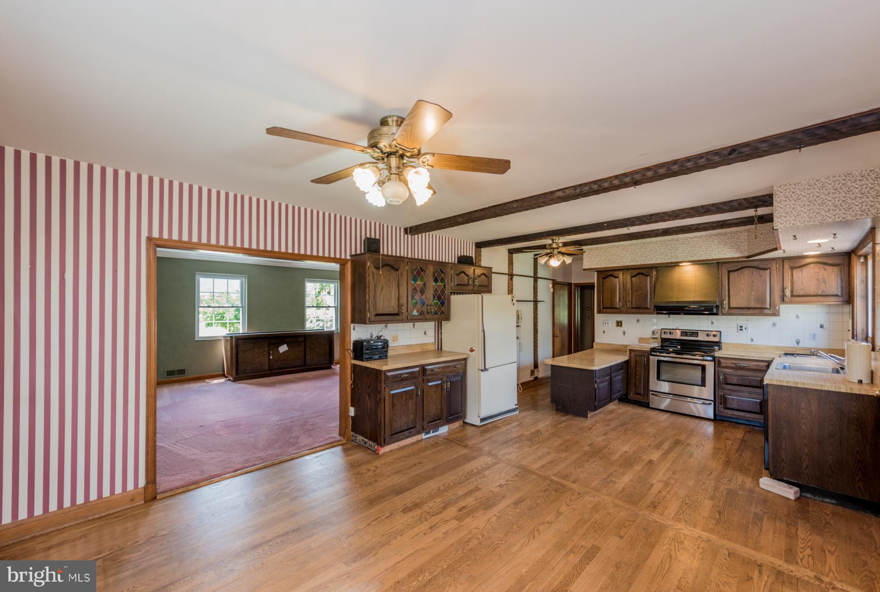 3653 Valley Road Ellicott City, MD 21042 - Photo 12 of 23 Kitchen