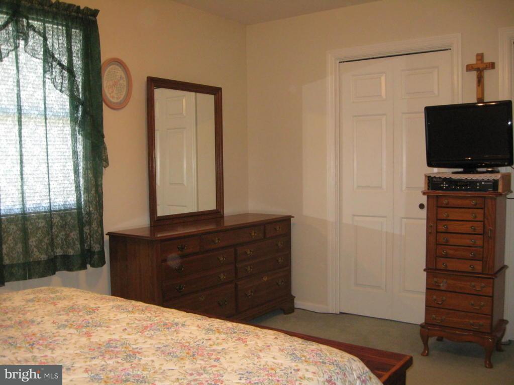 3975 Locust Grove Road Columbia, PA 17512 - Photo 13 of 34