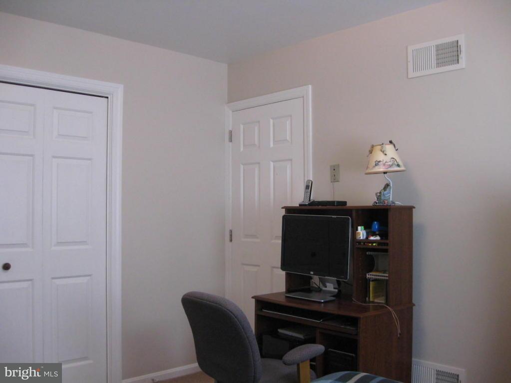 3975 Locust Grove Road Columbia, PA 17512 - Photo 18 of 34
