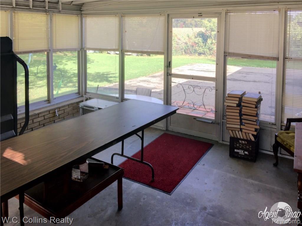 75189 Van Dyke Road Romeo, MI 48065 - Photo 14 of 26 Sun Room