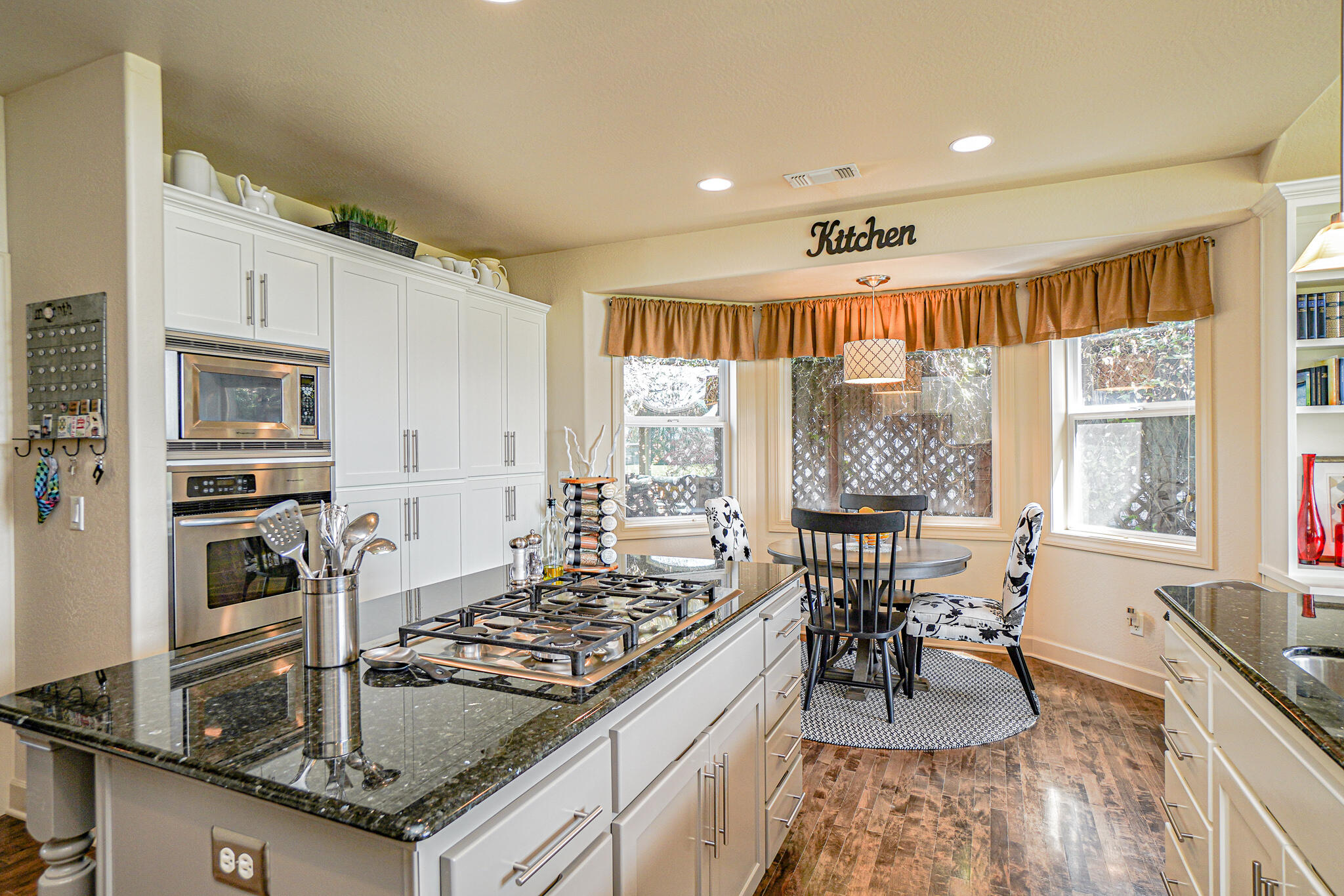 878 St Andrews Way Eagle Point, OR 97524 - Photo 51 of 55 DSC08571