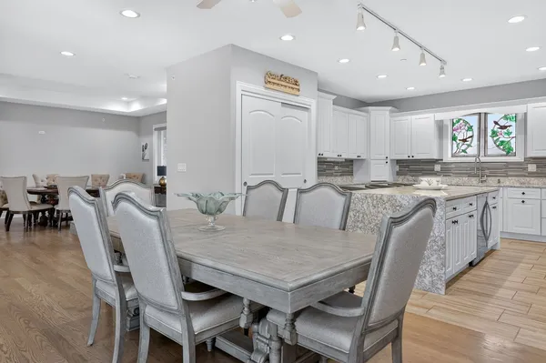 $789,900 | 669 Byron Avenue, Addison, IL 60101