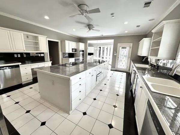 $5,500 | 415 South Yates Road, Memphis, TN 38120