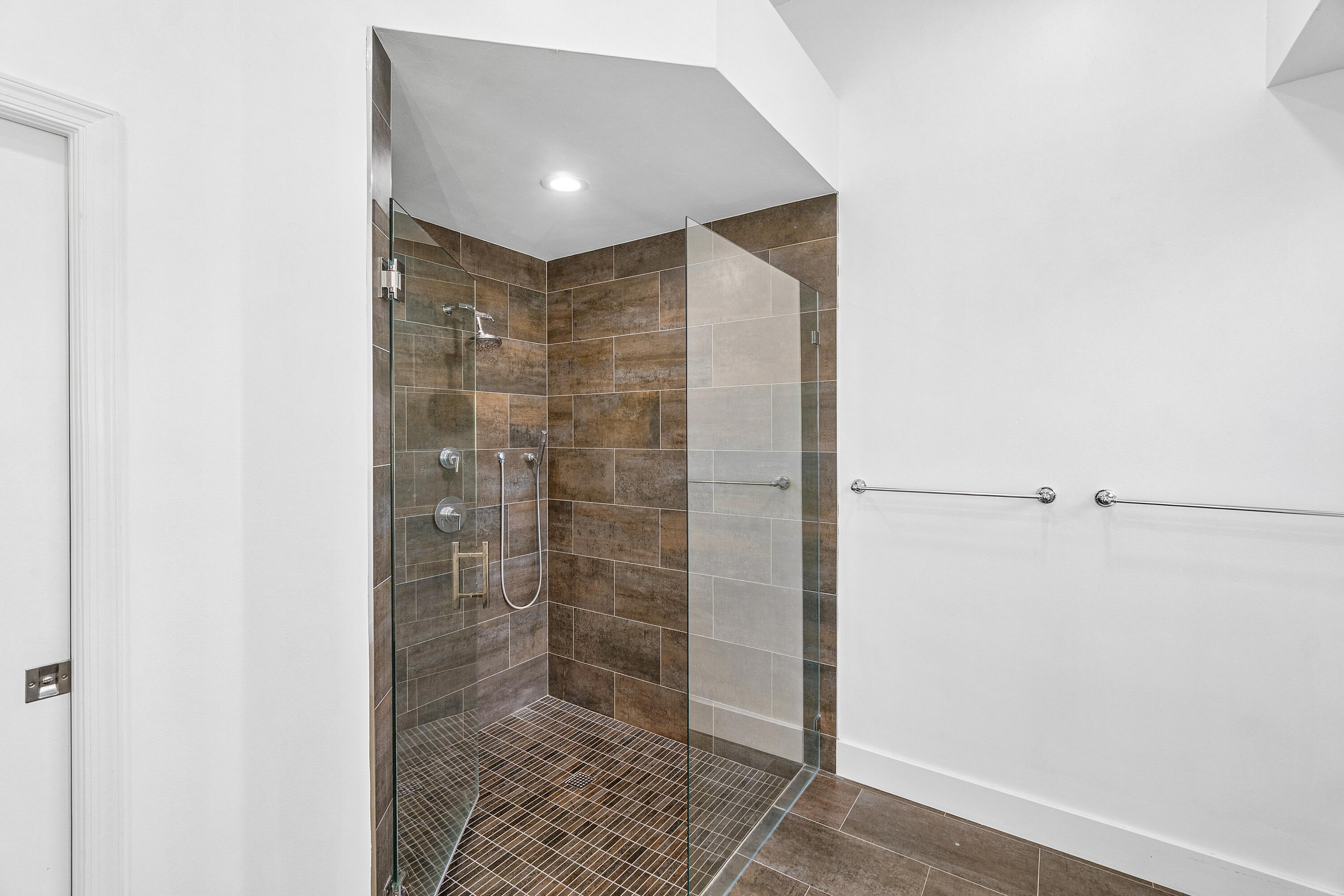 2493 Northwest 64th Street Boca Raton, FL 33496 - Photo 17 of 29 Primary Bathroom