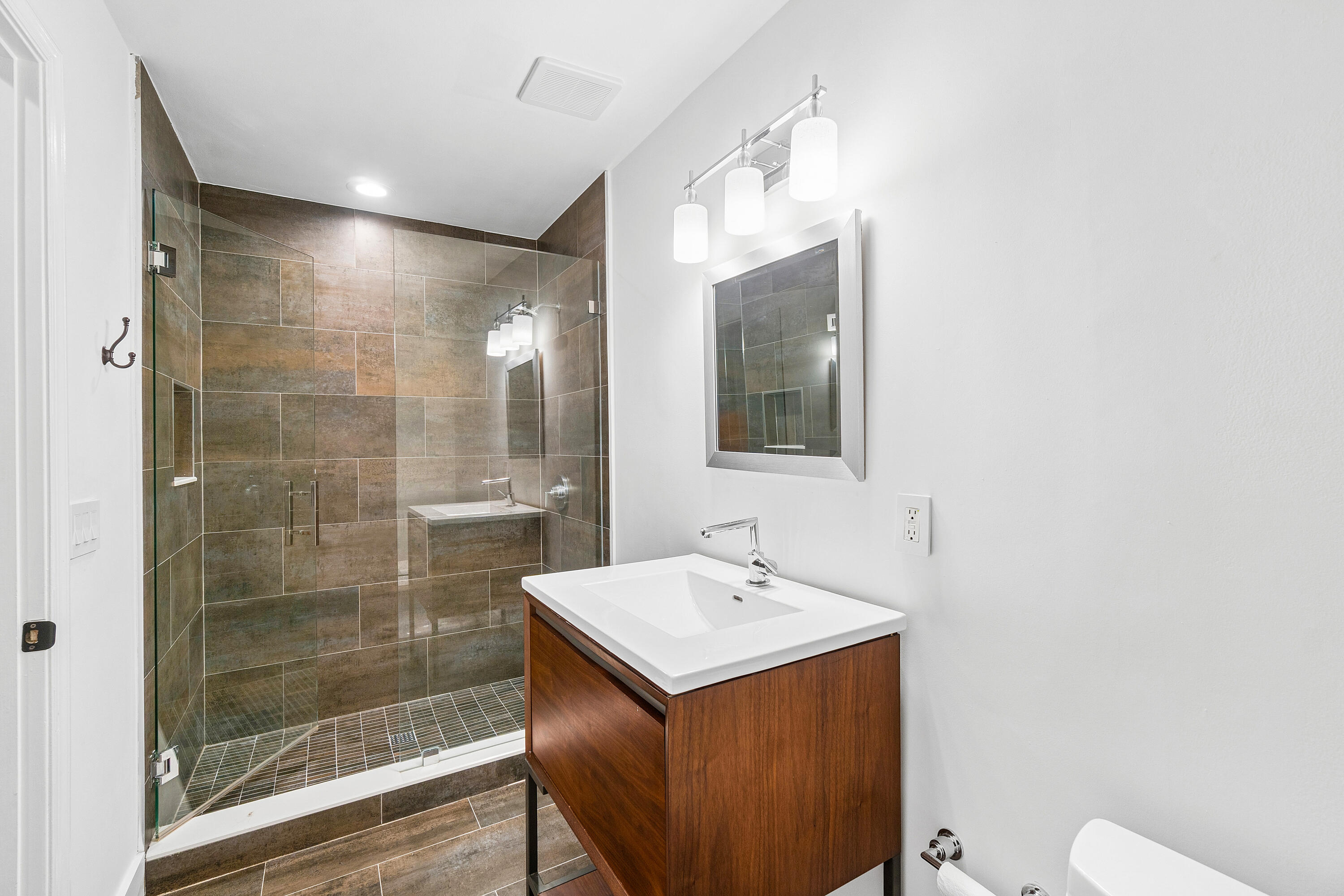 2493 Northwest 64th Street Boca Raton, FL 33496 - Photo 26 of 29 Upstairs Bathroom