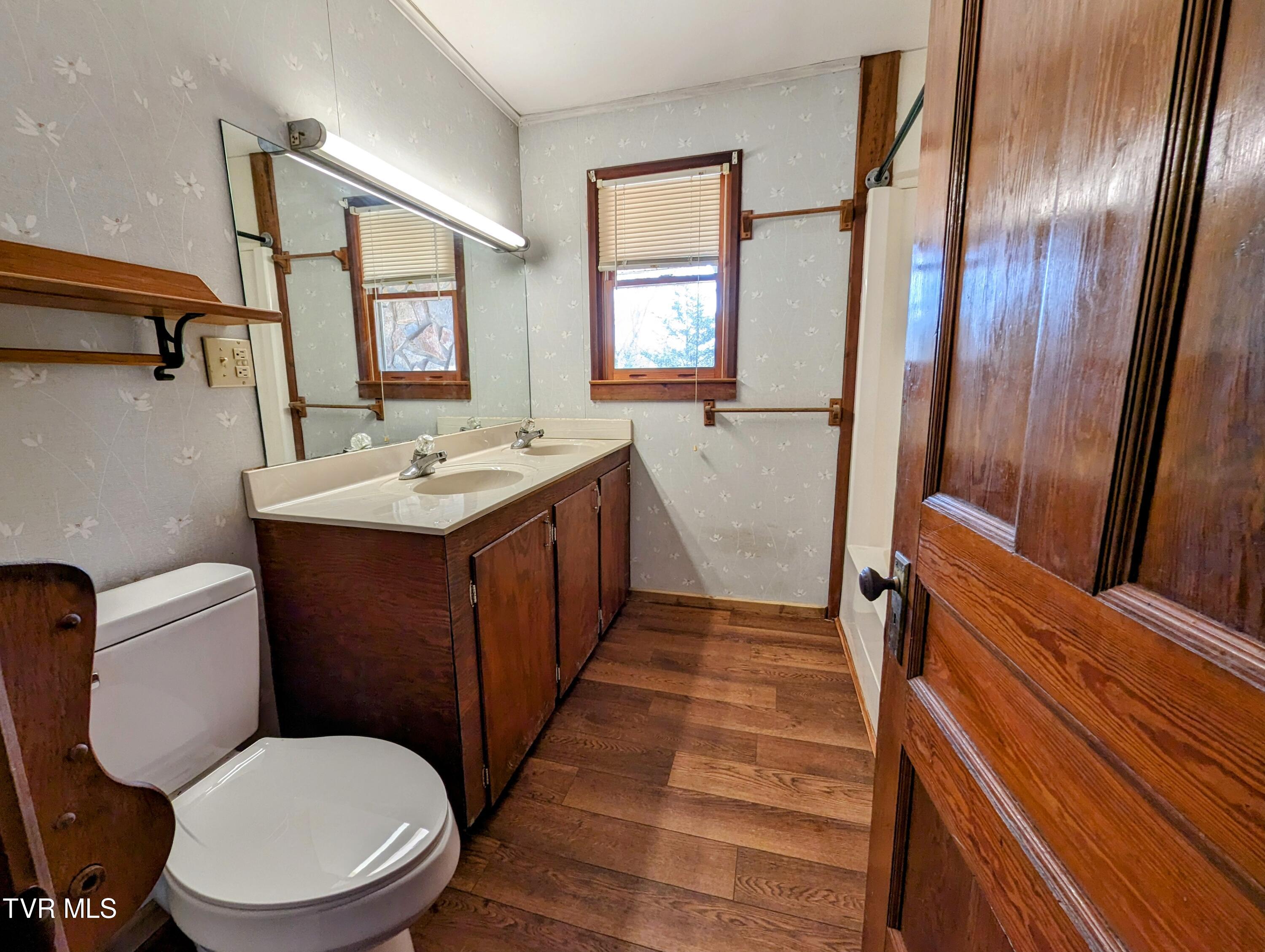 496 Nofattie Road Limestone, TN 37681 - Photo 54 of 80 mainbath
