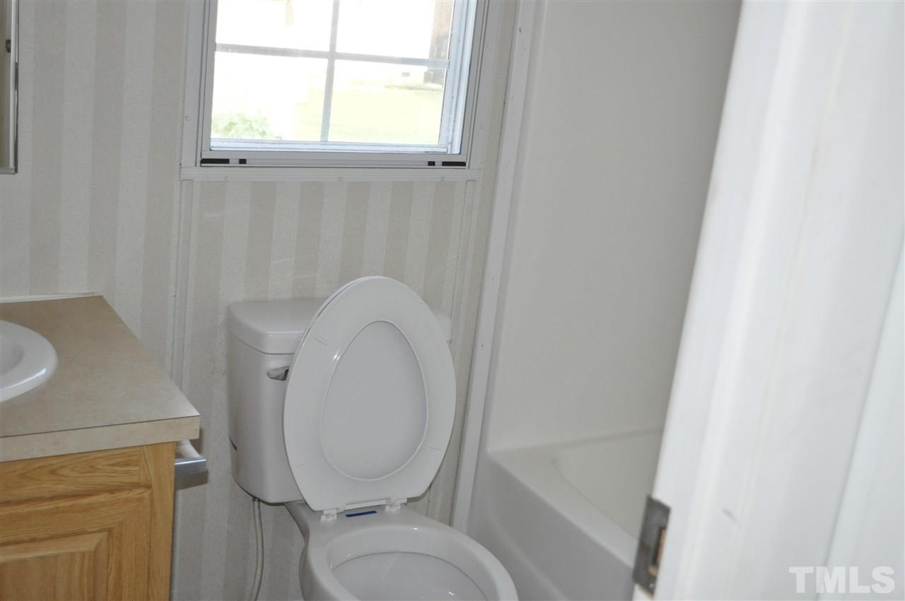 87 Primrose Lane Roxboro, NC 27573 - Photo 8 of 16 Gallery Image 8