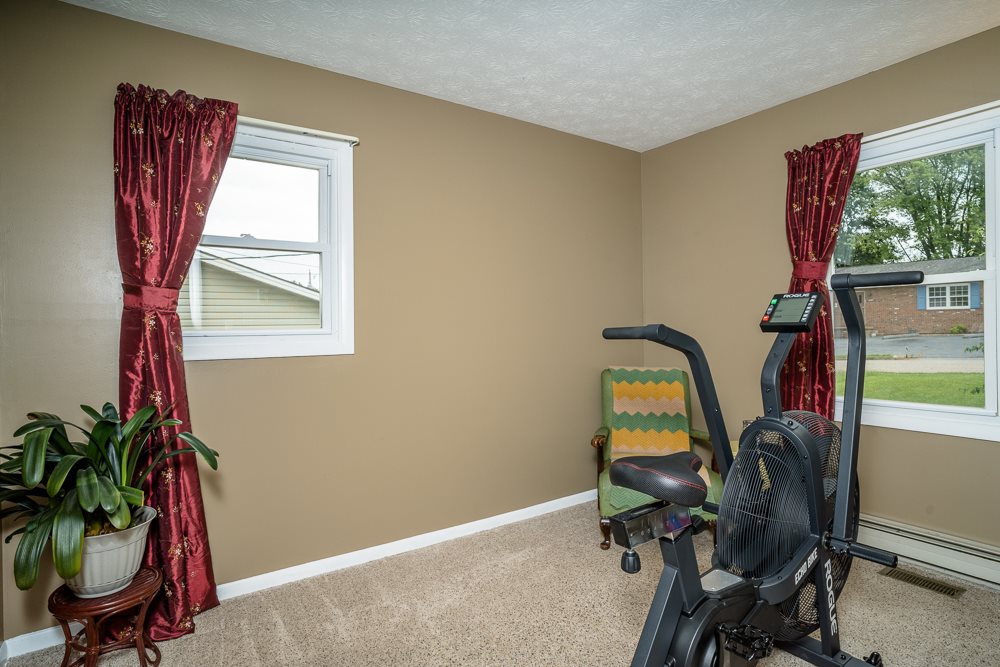209 West Riverside Drive Timberville, VA 22853 - Photo 6 of 24 Gallery Image 6