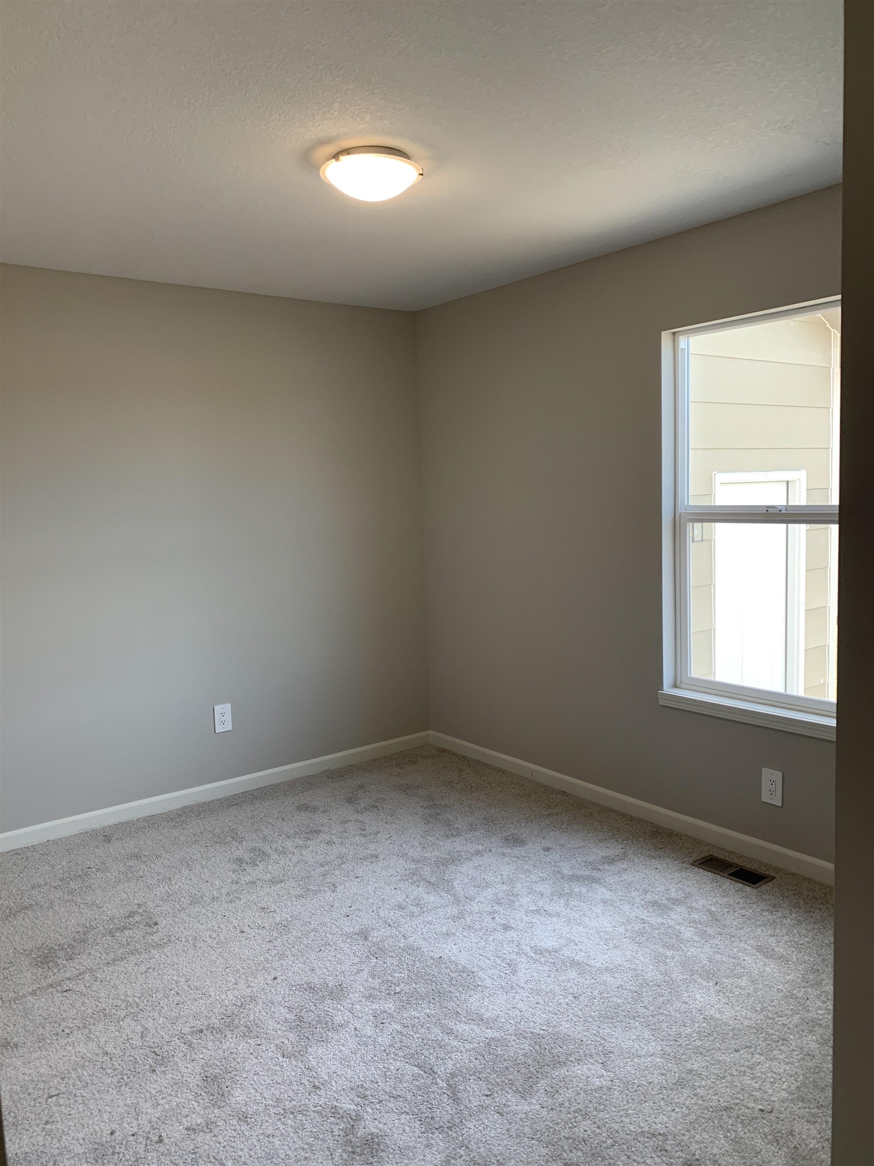 3206 Shoffner Street Wichita, KS 67216 - Photo 9 of 18