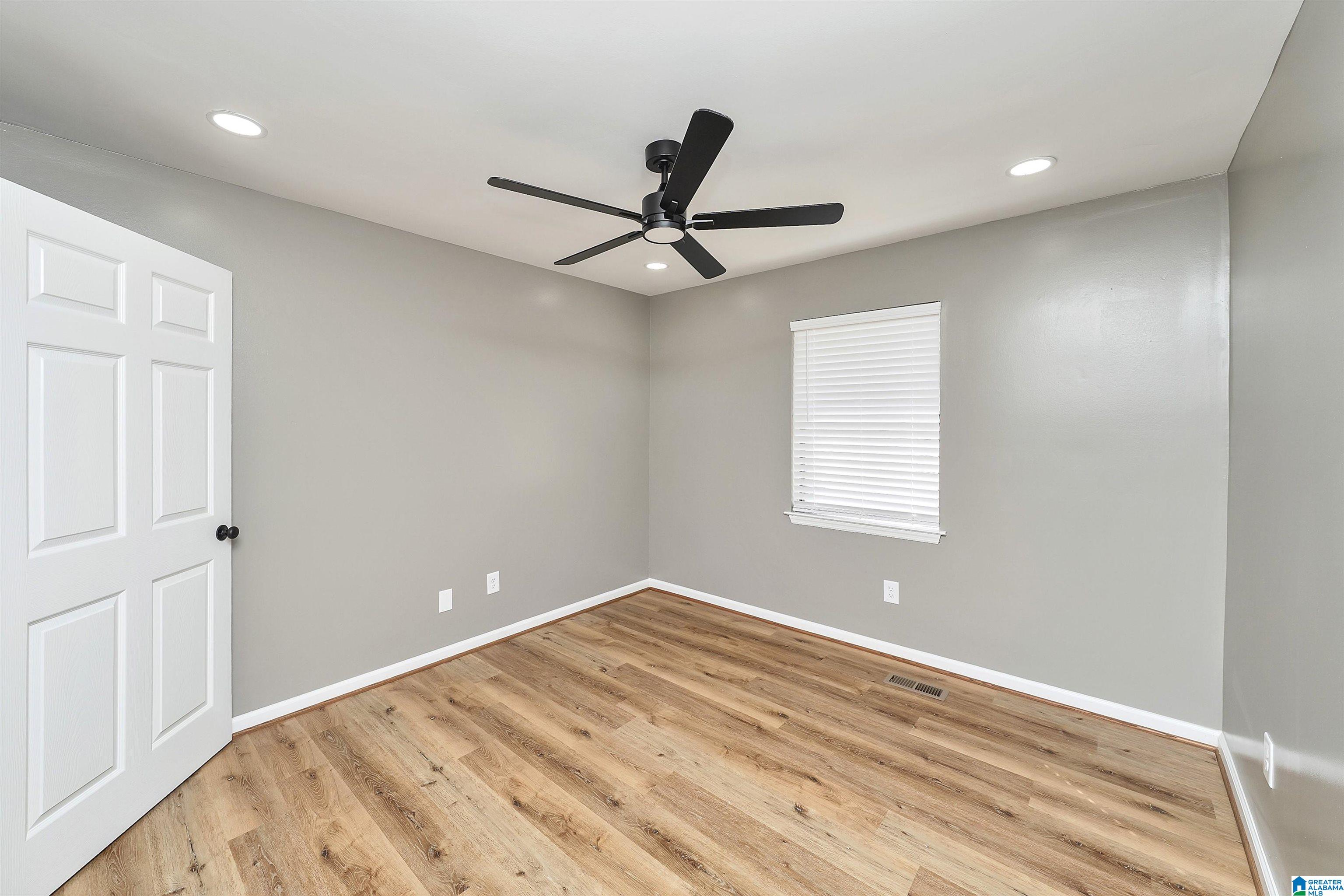 307 Fran Lane Alabaster, AL 35007 - Photo 22 of 30