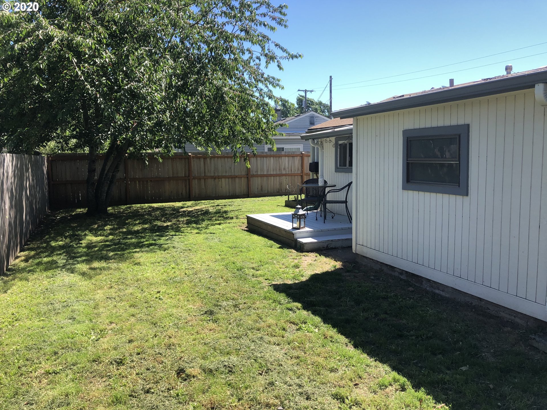 271 South 43rd Street Springfield, OR 97478 - Photo 11 of 13