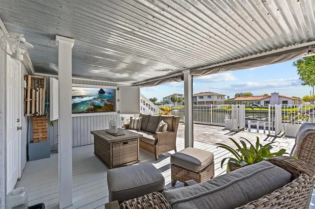 $999,000 | 4387 6th Isle Drive, Hernando Beach, FL 34607