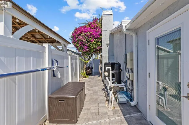 $999,000 | 4387 6th Isle Drive, Hernando Beach, FL 34607