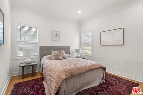 $620,000 | 2818 Hillcrest Drive, Los Angeles, CA 90016