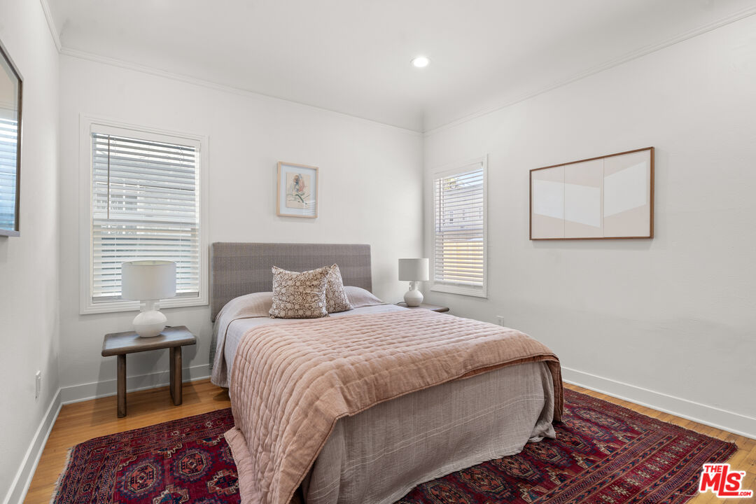 2818 Hillcrest Drive Los Angeles, CA 90016 - Photo 11 of 16