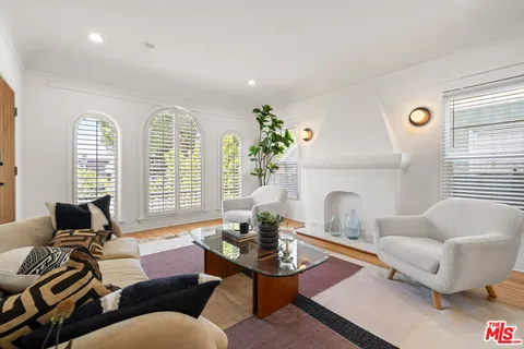 $620,000 | 2818 Hillcrest Drive, Los Angeles, CA 90016