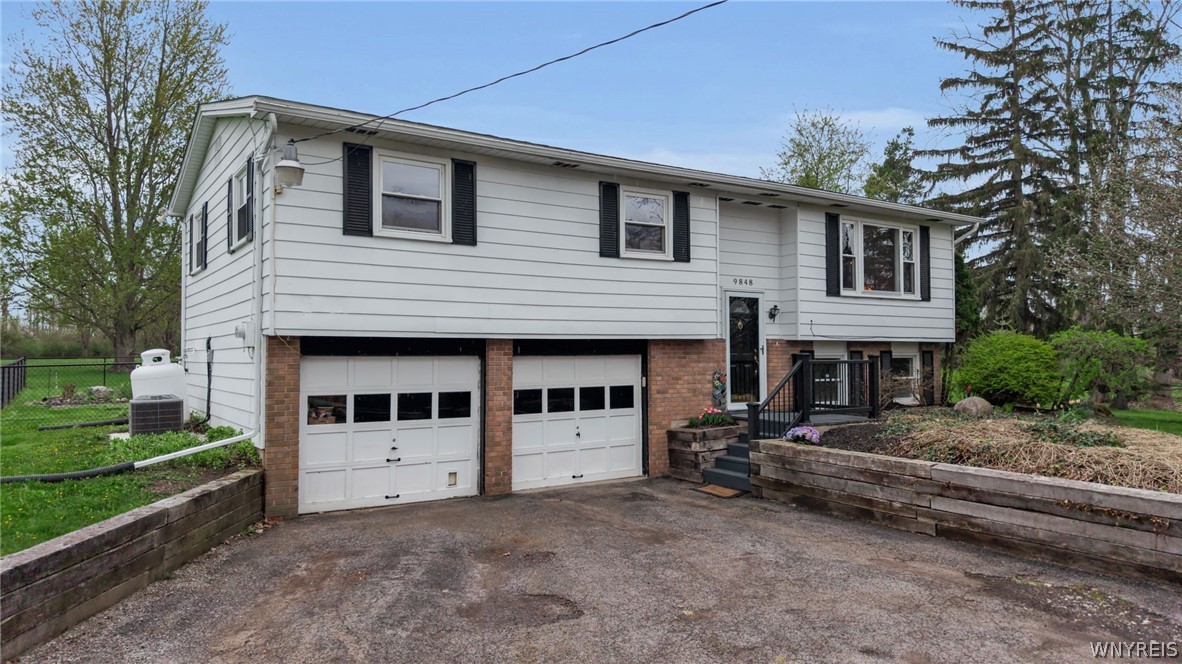 9848 Chestnut Ridge Road Royalton, NY 14105 - Photo 1 of 1 Gallery Image 1