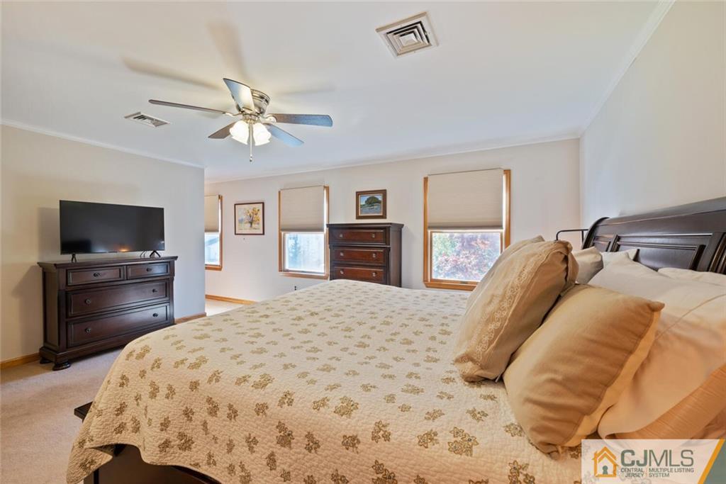 9 Oak Tree Road Monmouth Junction, NJ 08852 - Photo 25 of 37 Gallery Image 25