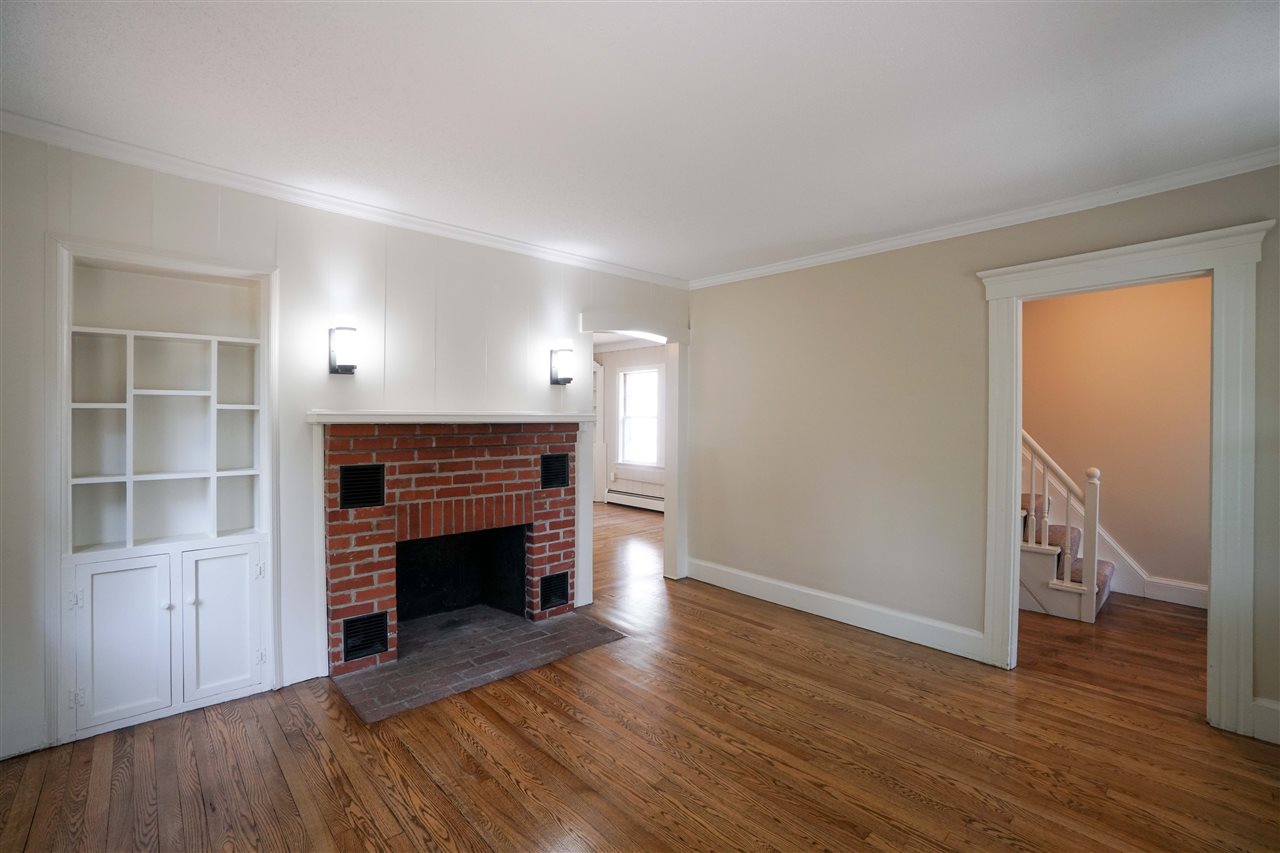 68 Lowell Road Windham, NH 03087 - Photo 11 of 34